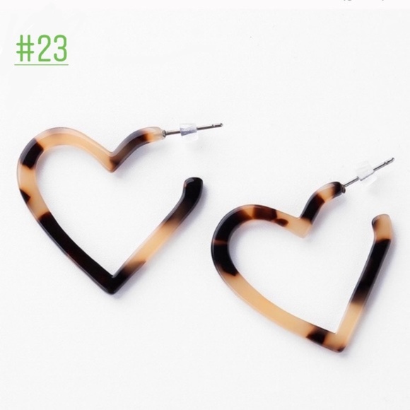 Zara Bohemian Heart Hoop Earrings Leopard Tortoise - Picture 7 of 10
